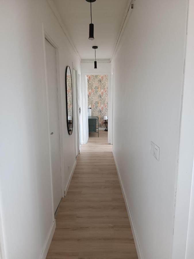 Chelles Centre Ville 2 Chambres Pres Des Bords De Marne 10 Minutes A Pieds De La Gare De Chelles-Gournay 5 Minutes De La Gare De Vaires-Sur-Marne 20 Minutes De Disneyland Jusqu'A 5 Couchages Possibles Luaran gambar