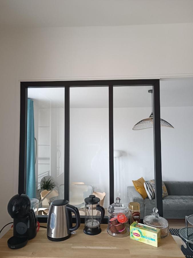 Chelles Centre Ville 2 Chambres Pres Des Bords De Marne 10 Minutes A Pieds De La Gare De Chelles-Gournay 5 Minutes De La Gare De Vaires-Sur-Marne 20 Minutes De Disneyland Jusqu'A 5 Couchages Possibles Luaran gambar
