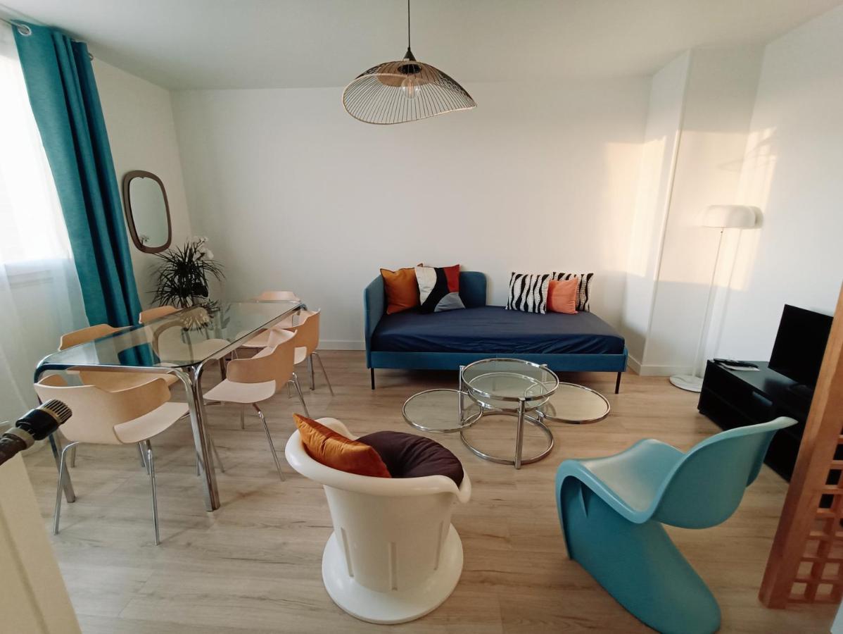 Chelles Centre Ville 2 Chambres Pres Des Bords De Marne 10 Minutes A Pieds De La Gare De Chelles-Gournay 5 Minutes De La Gare De Vaires-Sur-Marne 20 Minutes De Disneyland Jusqu'A 5 Couchages Possibles Luaran gambar